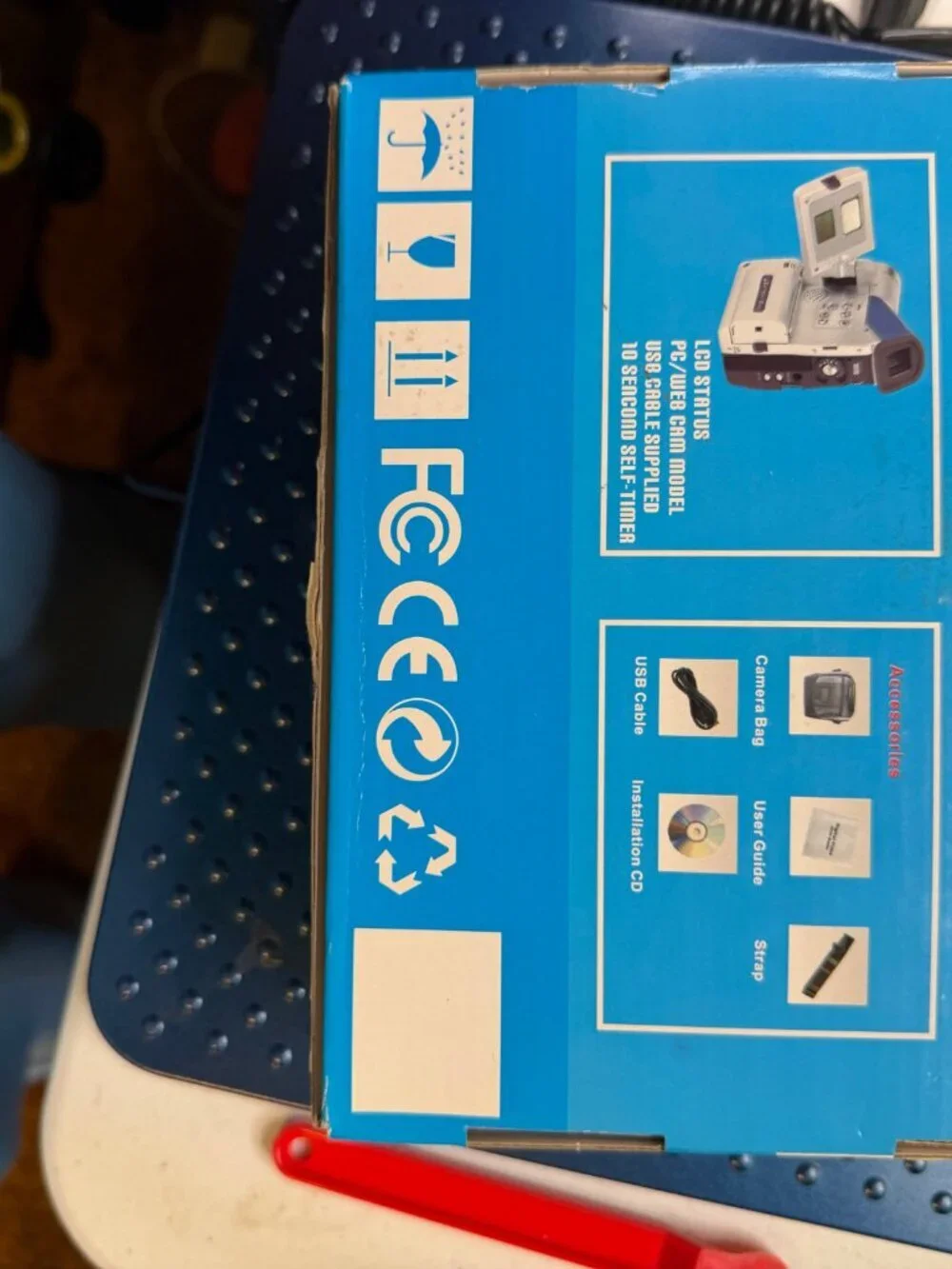 Panoramic DC-4000 Digital Camera with VGA and LCD Status